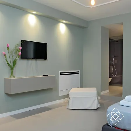 Bed & Breakfast B&bari, Via Cairoli - Le Di Aurelia 4*