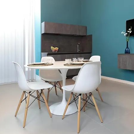B&bari, Via Cairoli - Le Di Aurelia 3* Bari