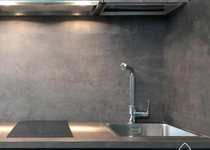 B&bari, Via Cairoli - Le Di Aurelia Bed & Breakfast 4*