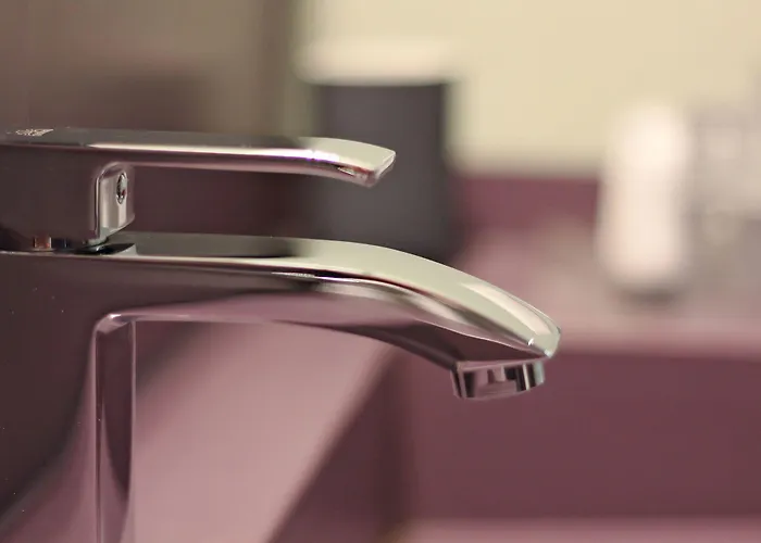 Bed & Breakfast B&bari, Via Cairoli - Le Di Aurelia 4*