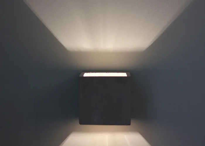 Bed & Breakfast B&bari, Via Cairoli - Le Di Aurelia 4*